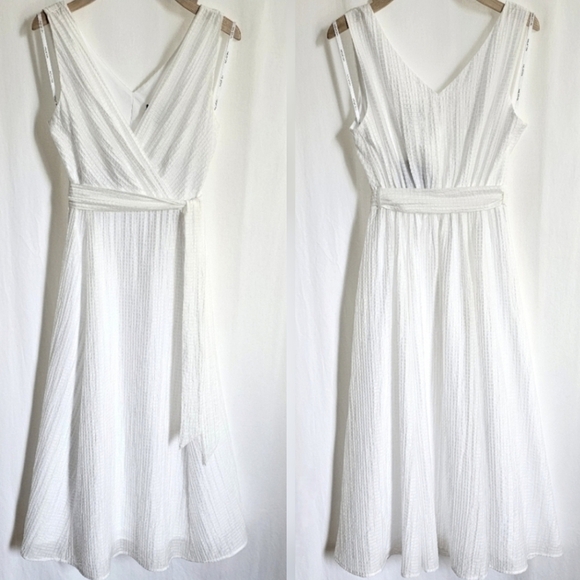 Halston White Sleeveless Seersucker Belted Flare Midi Dress - Picture 12 of 16